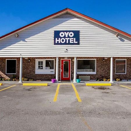 Oyo Hotel Ridgeland East Esterno foto