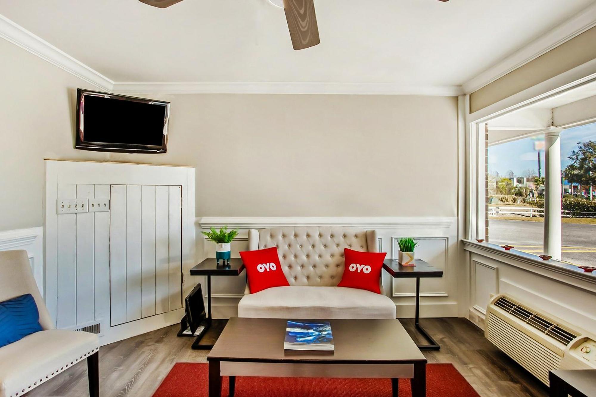 Oyo Hotel Ridgeland East Esterno foto